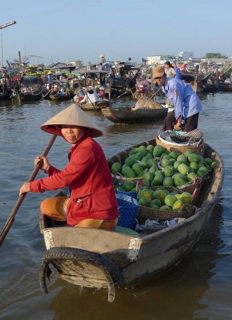 Những điểm đến không thể bỏ qua ở Cần Thơ - 1 Chợ nổi Cái Răng vẫn có sức hút mãnh liệt đối với du khách khi đặt chân đến TP Tây Đô