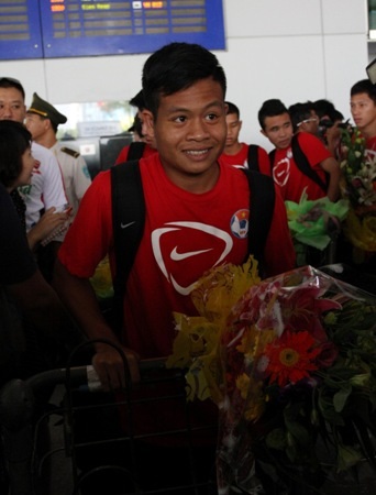 Trong khi Ksor Úc dù e dè nhưng cũng không