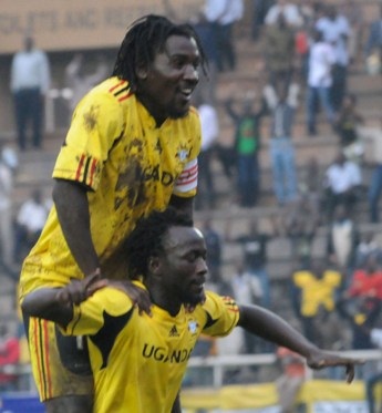 Ngôi sao của bóng đá Uganda muốn đầu quân cho Đồng Nai - 1 Đội trưởng đội tuyển Uganda Hassan Wasswa (trái)