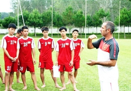 U19 Việt Nam sẽ có diện mạo khác? - 1 Các cầu thủ U19 Việt Nam được tăng cường sức mạnh cơ bắp trước VCK giải U19 châu Á 2014