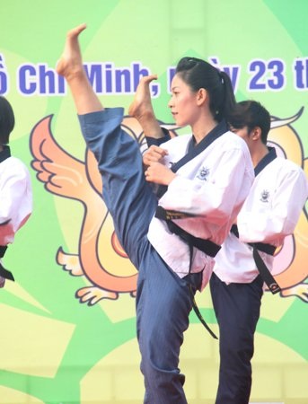 Trưởng đoàn Lâm Quang Thành nêu cao quyết tâm trước giờ lên đường