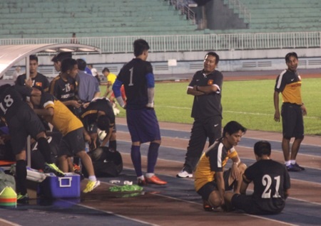 Theo các nhà chuyên môn thì U23 Việt Nam vẫn còn quá nhiều ngổn ngang (ảnh: Trọng Vũ)