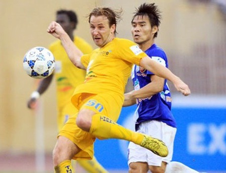 Cầu thủ từng dự World Cup Nastja Ceh tỏa sáng, giúp V-League nổi tiếng trên bình diện quốc tế