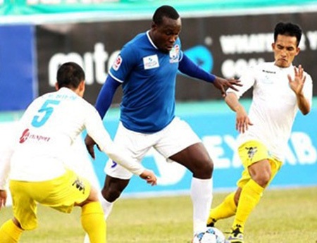 Timothy và HA Gia Lai khởi đầu chưa tốt ở V-League 2014