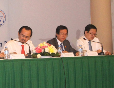 VPF cũng bức xúc với bạo lực sân cỏ