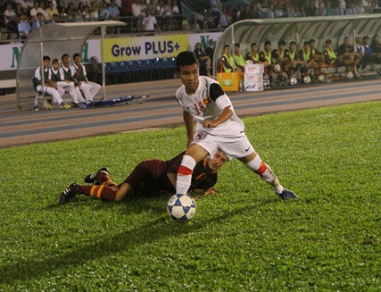 Khống chế bóng nhiều hơn, nhưng U19 Việt Nam vẫn không hiệu quả bằng U19 AS Roma (ảnh: Nguyễn Đình)