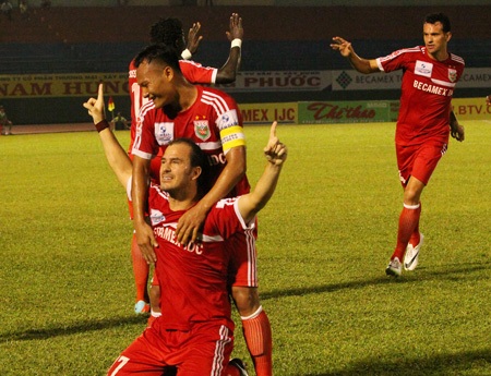 Sự hồi sinh của B.Bình Dương cũng đi kèm với sự hồi sinh của Huỳnh Kesley Alves