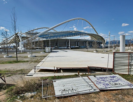 Sau Olympic 2004, nhiều công trình thể thao ở Athens (Hy Lạp) lâm vào tình cảnh không người sử dụng