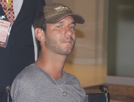 Người không tay không chân Nick Vujicic trở lại TPHCM (ảnh Trọng Vũ)