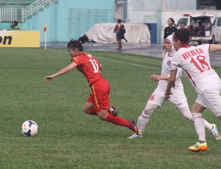 Việt Nam gặp nhiều khó khăn trước Jordan, ảnh: Trọng Vũ