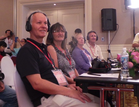 Cha mẹ của Nick cũng có mặt tại TPHCM dịp này (ảnh: Trọng Vũ)