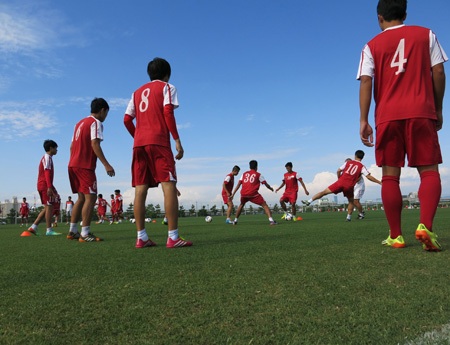 Do mới đến nơi, nên toàn độ chủ yếu tập các bài tập nhẹ