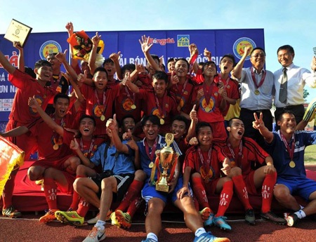 PVF lần đầu vô địch U17 quốc gia