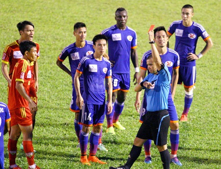 Chấn chỉnh V-League chưa bao giờ là điều đơn giản