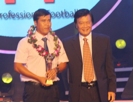 V-League 2014: Cả làng dối nhau