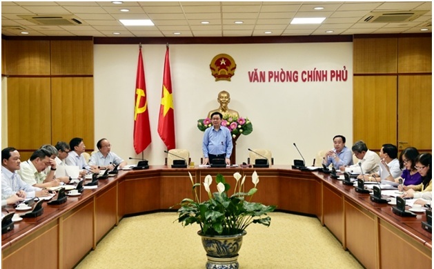 Một buổi làm việc của Phó Thủ tướng Vương Đình Huệ với VAMC tại Chính phủ.