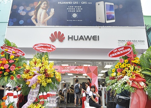 Trung tâm bảo hành chính hãng của Huawei tại TP.HCM vừa được khai trương.