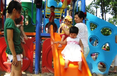 Thế hệ trẻ cần được quan tâm chăm sóc để cải thiện tầm vóc