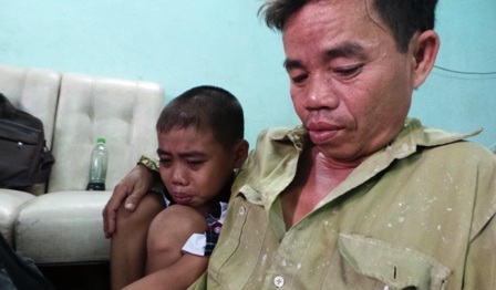 Sự bế tắc trong cái nhìn của người cha và nỗi đau thân xác gặm nhấm sự sống của be Tấn Phụng