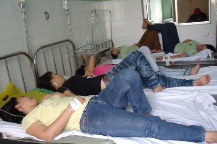 Ngộ độc thực phẩm luôn là nỗi ám ảnh đối với người lao động