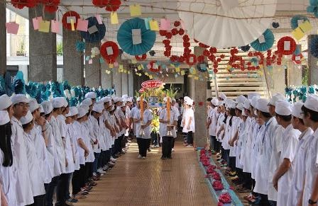 Gần 24 nghìn người đăng ký hiến xác cho khoa học - 1 Lễ tri ân diễn ra trong không khí thành kính, trang nghiêm