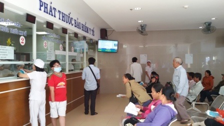 Tính đúng, tính đủ giá dịch vụ y tế để xóa “bao cấp ngược” - 1 Tính đúng, tính đủ giá dịch vụ sẽ khuyến khích người dân tham gia Bảo hiểm Y tế