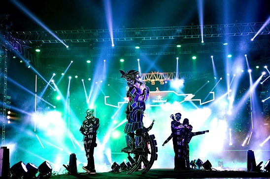 Khi nhạc EDM kết hợp cùng hiệu ứng xúc giác - 2 Khi nhạc EDM kết hợp cùng hiệu ứng xúc giác - 2