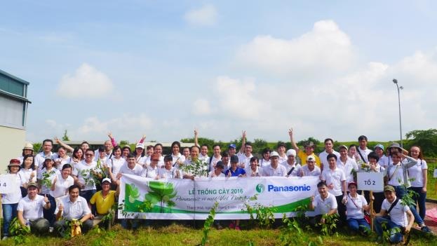 “Xanh” hóa doanh nghiệp – xu hướng phát triển bền vững - 4 Lễ trồng cây Panasonic vì một Việt Nam xanh 2016 tại Thanh Hóa