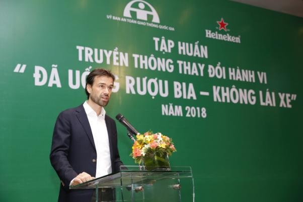 Các điểm bán kiểu mẫu thay đổi hành vi lái xe sau cuộc vui - Ảnh 1. Các điểm bán kiểu mẫu thay đổi hành vi lái xe sau cuộc vui - Ảnh 1.