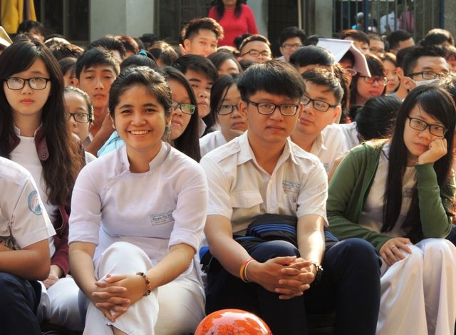 Giúp con vượt qua bạo lực học đường theo cách “mẹ Hổ” - 2 Học sinh Trường THPT Nguyễn Thị Diêu, TPHCM tham gia chuyên đề tránh kỳ thị trong học đường