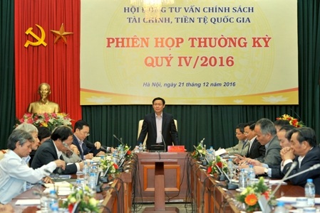 Kiến nghị Chính phủ ổn định mặt bằng lãi suất - 1 Phó Thủ tướng chủ trì phiên họp (ảnh: VGP)