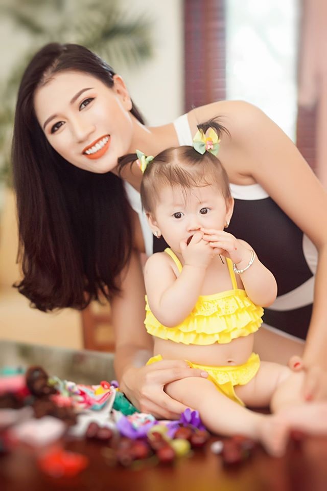 Trang Trần chia sẻ lý do bị stress, không dám ra đường sau khi sinh con - 2 Trang Trần cho biết, từ khi cô cải tạo thành công một số bộ phận trên cơ thể và thấy mình đẹp lên thì cuộc sống của cô cũng vui vẻ hơn. Ảnh: TT.