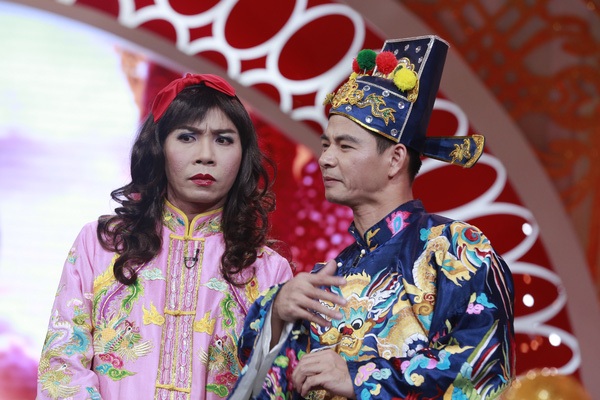 NSƯT Xuân Bắc bật mí kịch bản Táo Quân 2017 dày 120 trang - 1 Nam Tào và Bắc Đầu đã tiết lộ những thông tin ban đầu về Táo Quân.
