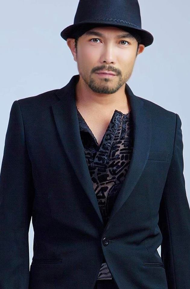 Jimmii Nguyễn gây “choáng” khi để râu giống “nam thần” Hollywood - Ảnh 7.