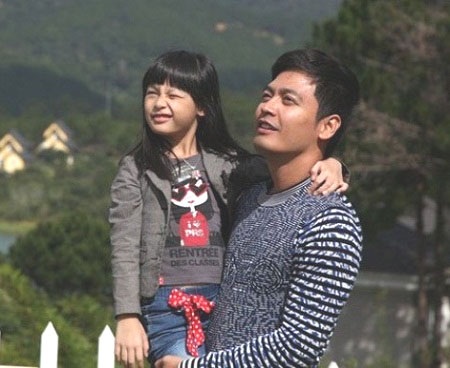 MC - diễn viên
Phan Anh (sinh năm 1981) và con gái Hoàng Dương Bảo Anh (biệt danh Bo)