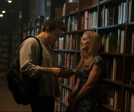 “Cô gái mất tích” gây sốt ngoài rạp - 1 “Cô gái mất tích” gây sốt ngoài rạp