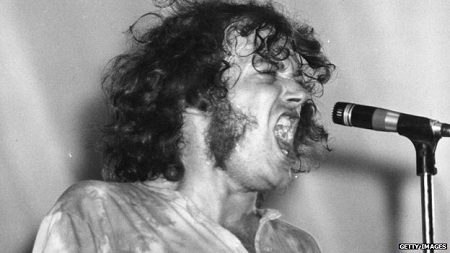 Nam ca sĩ nhạc rock nổi tiếng Joe Cocker qua đời sau cơn bạo bệnh - 1 Joe Cocker ở thời điểm hoàng kim trong sự nghiệp