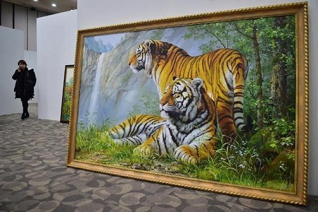 Tranh của họa sĩ Triều Tiên “gây sốt”