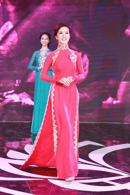 20 thí sinh đầu tiên lọt vào Chung kết Hoa hậu Việt Nam 2014 - 7 Tin: