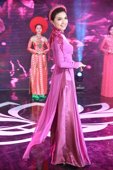20 thí sinh đầu tiên lọt vào Chung kết Hoa hậu Việt Nam 2014 - 11 Tin: