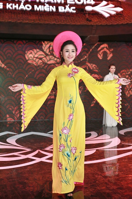 20 thí sinh đầu tiên lọt vào Chung kết Hoa hậu Việt Nam 2014 - 18 Tin: