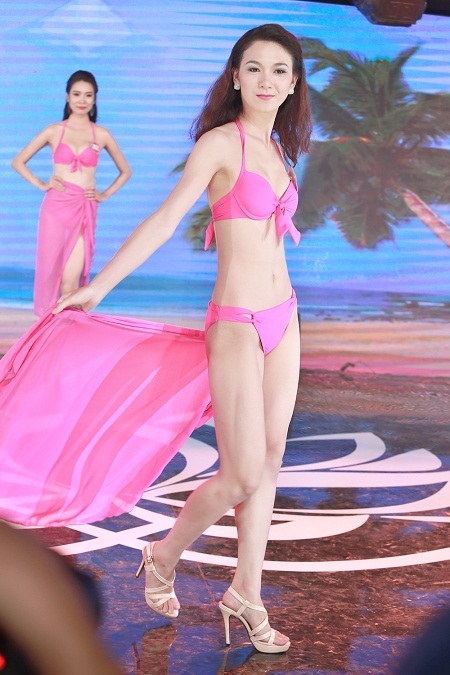 Thí sinh Hoa hậu Việt Nam đẹp rạng ngời trong phần thi bikini - 36 Tin: