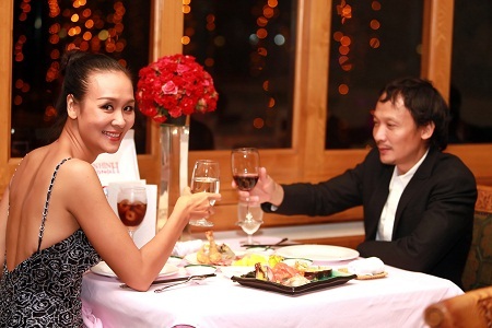 Hoa hậu Bảo Ngọc và chồng đi “ăn mảnh” ngày 20/10 - 2 Hoa hậu Bảo Ngọc và chồng đi “ăn mảnh” ngày 20/10