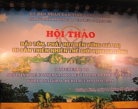 Choáng với lỗi ngữ pháp tiếng Anh sơ đẳng tại hội thảo về vịnh Hạ Long