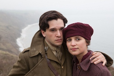 “Testament
of Youth” kể về cuộc sống của một người phụ nữ thời Thế chiến I.