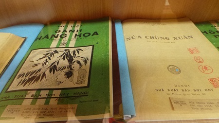 Những cuốn sách “vang
bóng một thời”