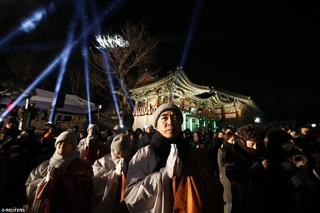 Năm 2015 đã “gõ cửa”! - 13 Seoul, Hàn Quốc: