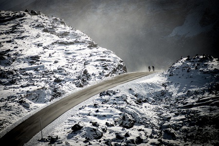 Piotr
Trybalski đến từ Ba Lan thắng giải Ảnh bộ Du lịch sáng tạo với chủ đề Tinh thần
du ngoạn.