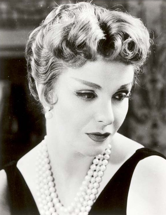 Những diễn viên đoạt Quả Cầu Vàng trong 2 năm liên tiếp - 14 Nữ diễn viên Geraldine
Page