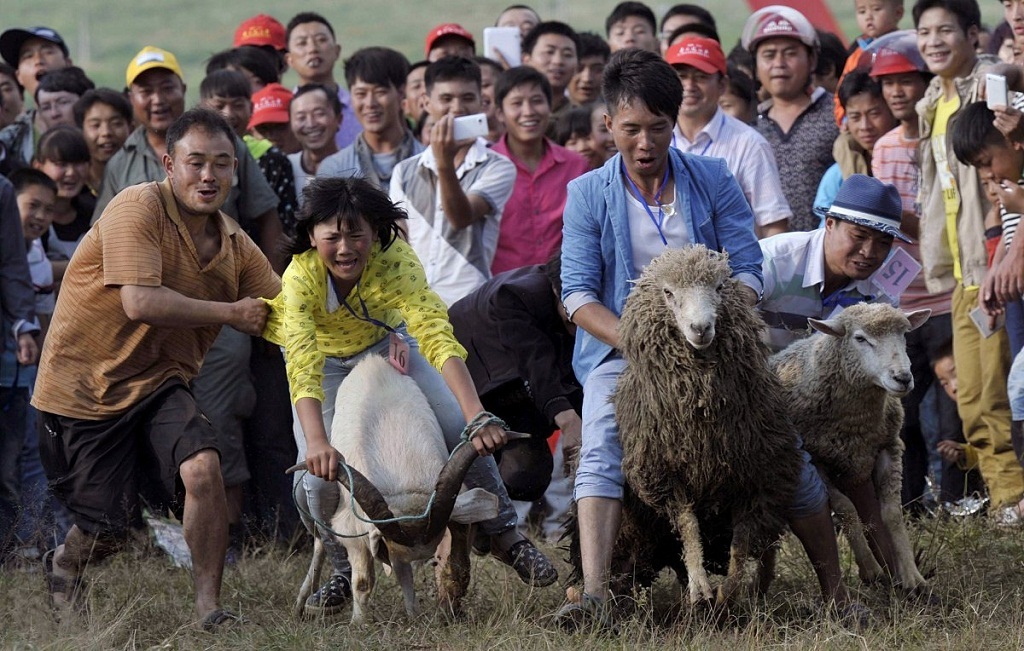 Việt Nam góp mặt trong “những khoảnh khắc kỳ lạ nhất thế giới năm 2014” - 16 Phượng Sơn, Trung Quốc,
tháng 7: